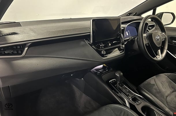 2023 Toyota Corolla ZR image 14