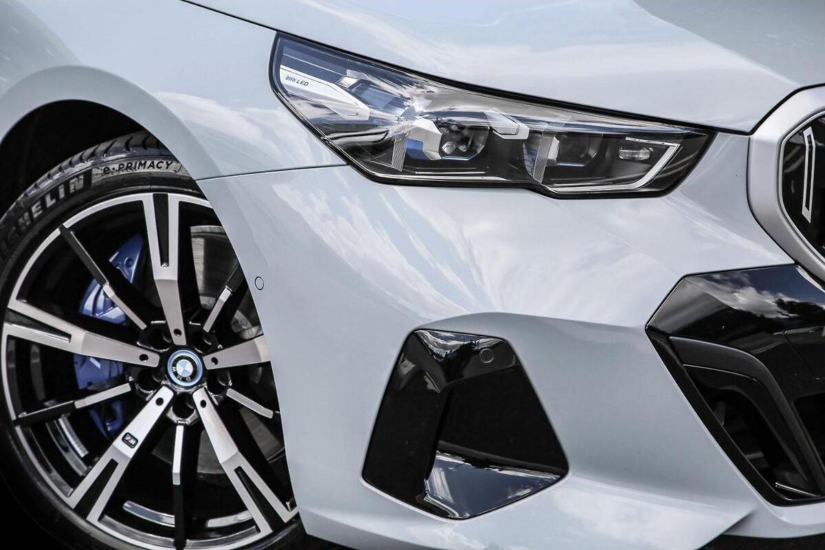 2024 BMW i5 eDrive40 M Sport G60 Auto image 18