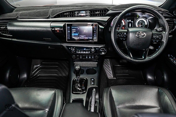 2019 Toyota Hilux 4x4 Rugged X image 11