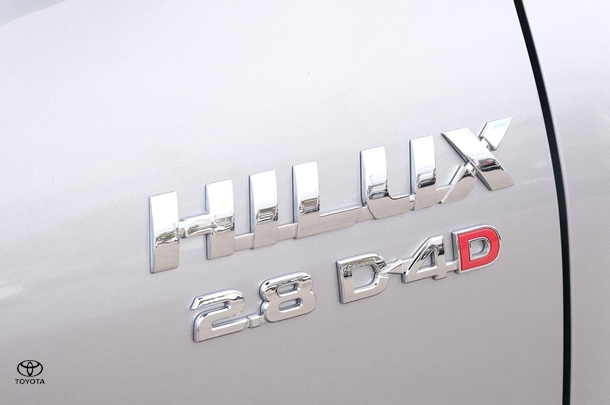 2022 Toyota Hilux SR5 image 23