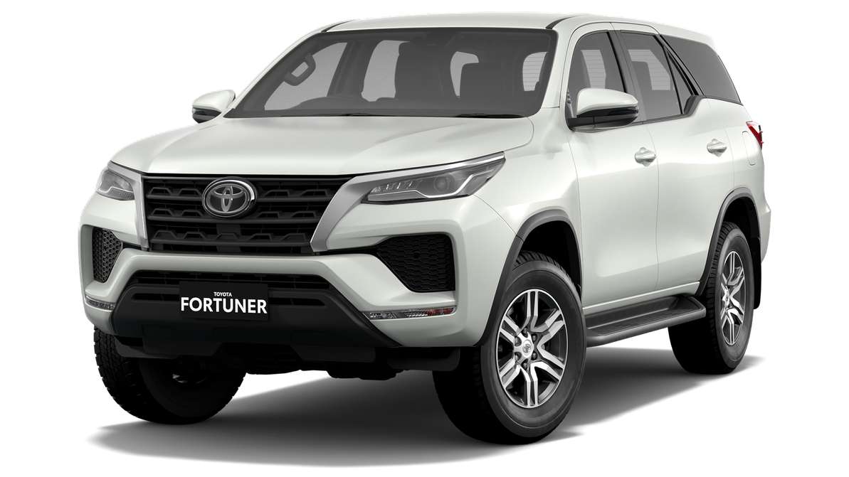 2025 Toyota Fortuner GX Automatic image 4