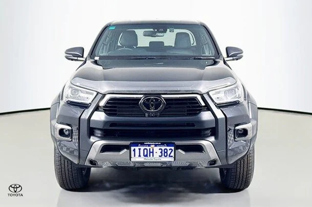 2023 Toyota Hilux Rogue image 2
