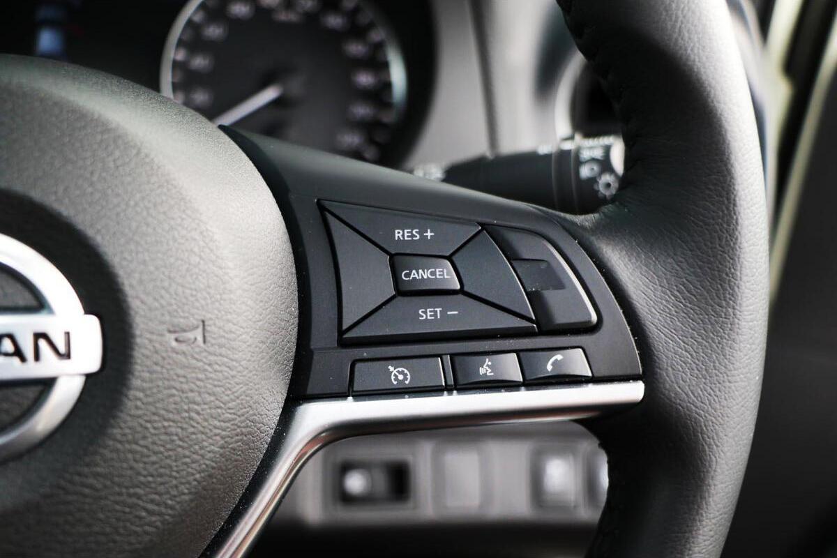 2024 Nissan Navara ST-X D23 Auto 4x4 MY24 image 16