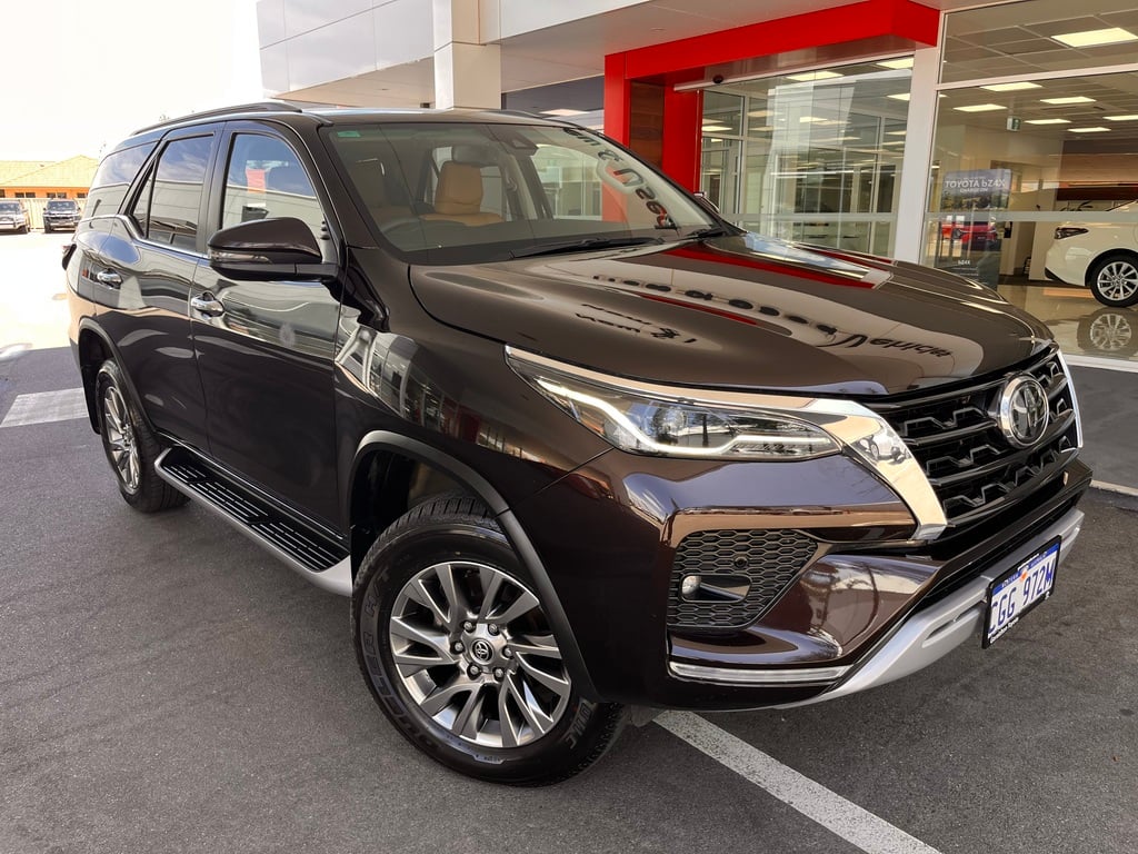 2020 Toyota Fortuner Crusade image 1