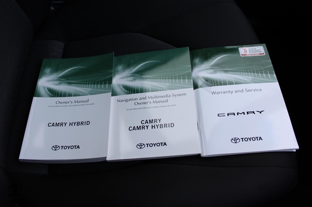 2020 Toyota Camry Hybrid Ascent image 34