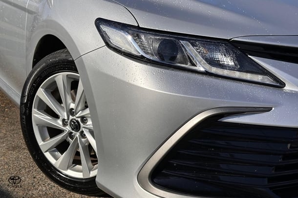 2023 Toyota Camry Ascent image 3