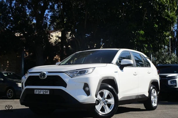2019 Toyota Rav4 Hybrid GX AWD image 4