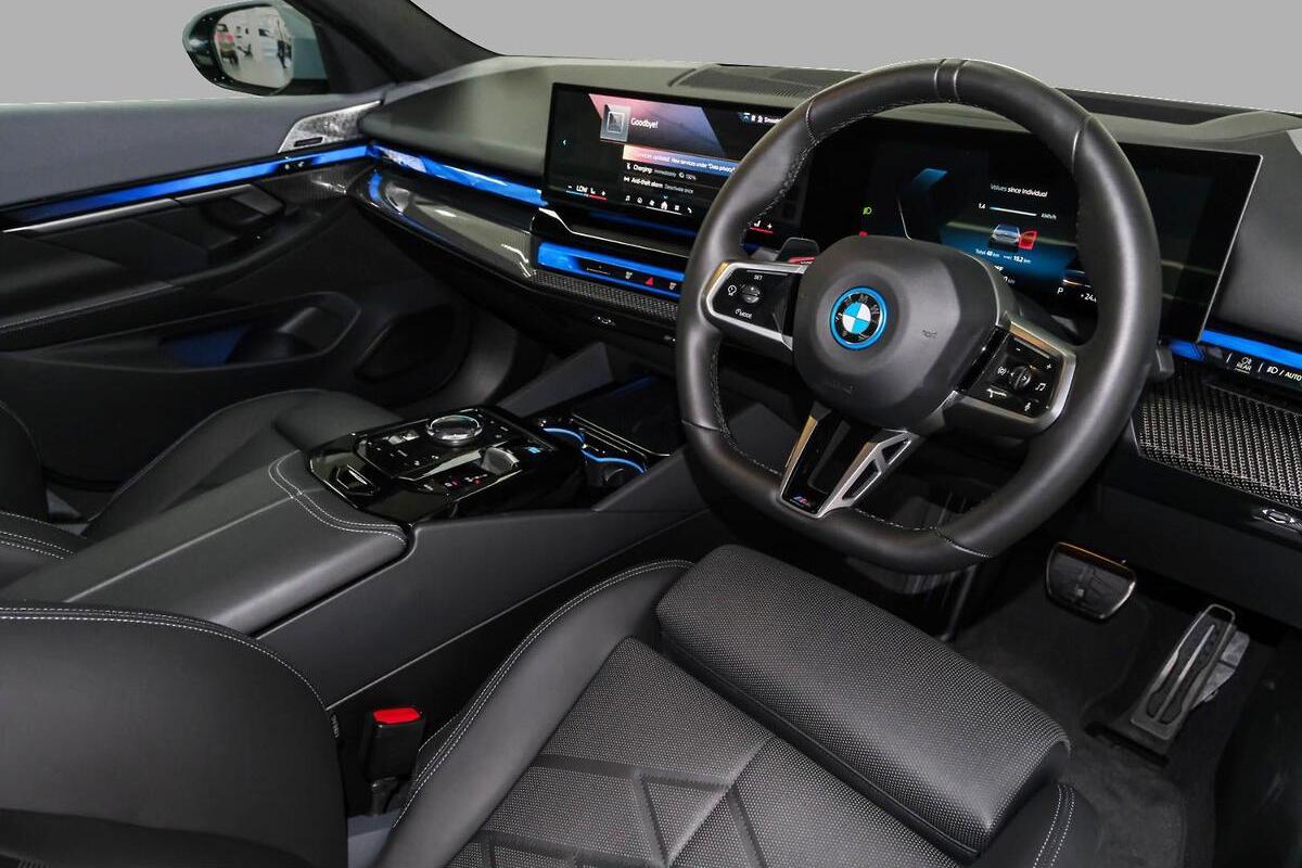 2025 BMW i5 eDrive40 M Sport G60 Auto image 5