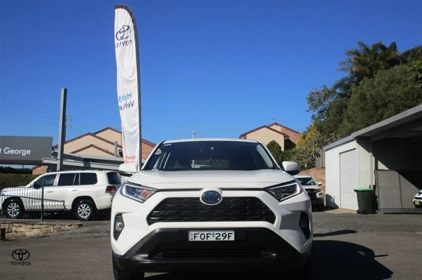 2019 Toyota Rav4 Hybrid GX AWD image 2