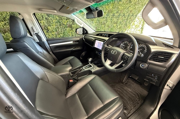 2021 Toyota HILUX SR5 image 20