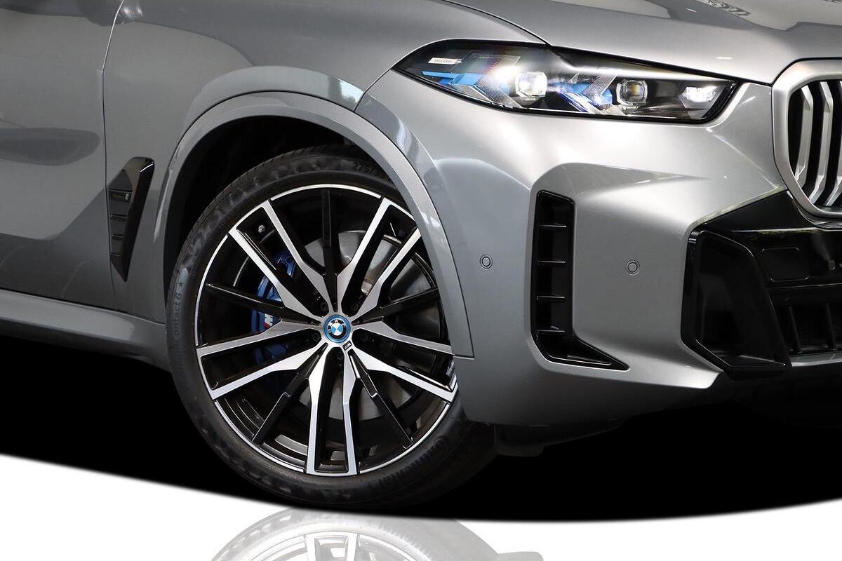 2024 BMW X5 xDrive50e M Sport G05 LCI Auto 4x4 image 17