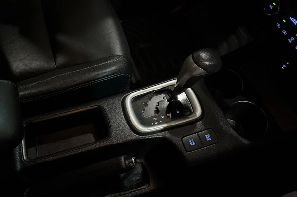 2021 Toyota Hilux SR5 image 27