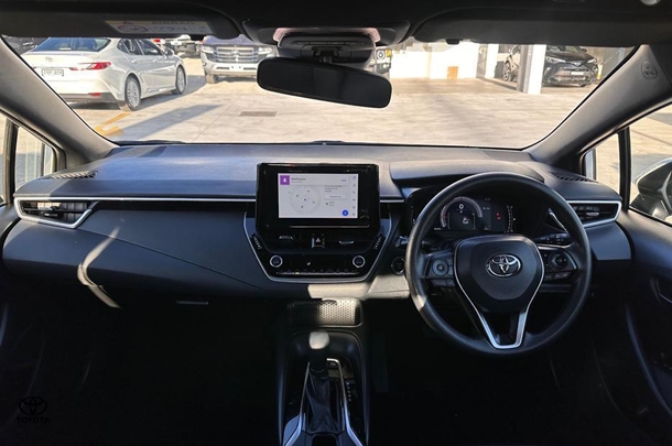 2023 Toyota Corolla Hatch Hybrid Ascent Sport image 20