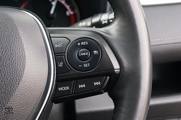 2022 Toyota RAV4 GX-2WD image 14