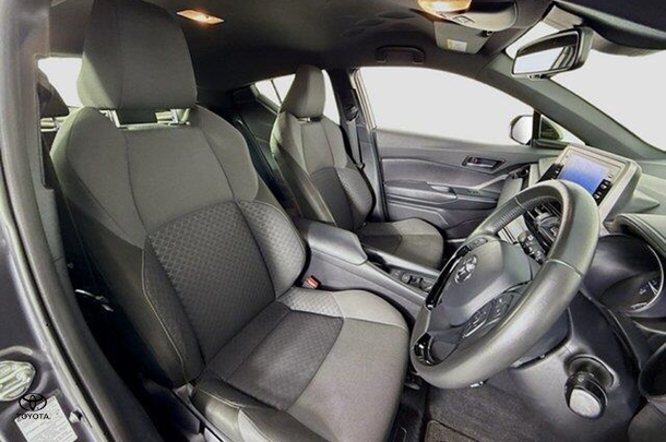 2022 Toyota CH-R GXL 2WD image 11