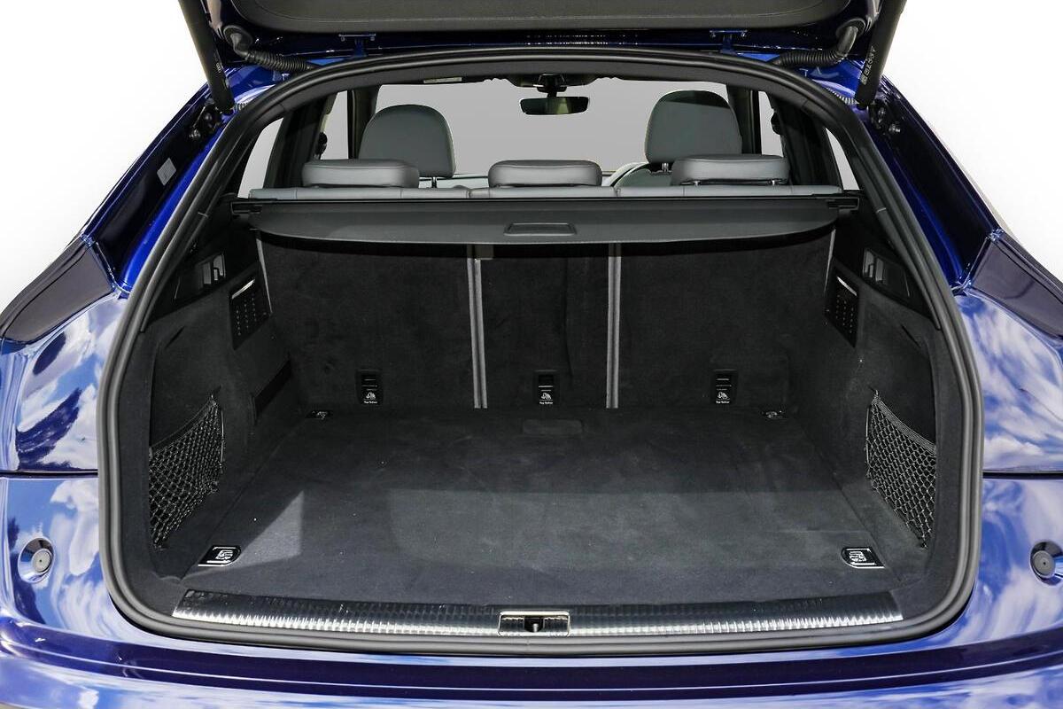 2025 Audi Q5 55 TFSI e S Line Auto quattro ultra MY25 image 9