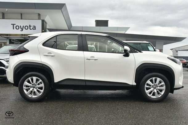 2021 Toyota Yaris Cross GX image 2