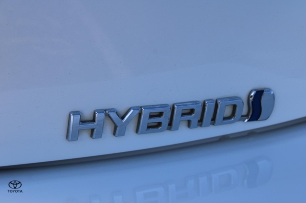 2020 Toyota Corolla Hatch Hybrid Ascent Sport image 14