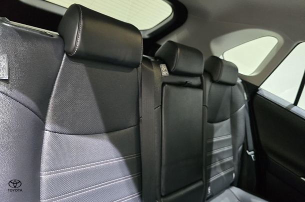 2024 Toyota RAV4 Hybrid Cruiser-AWD image 30