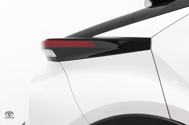 2023 Toyota C-HR Hybrid GXL-2WD image 13