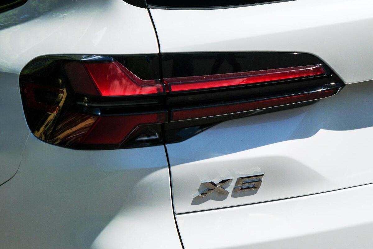 2025 BMW X5 xDrive50e M Sport G05 LCI Auto 4x4 image 16