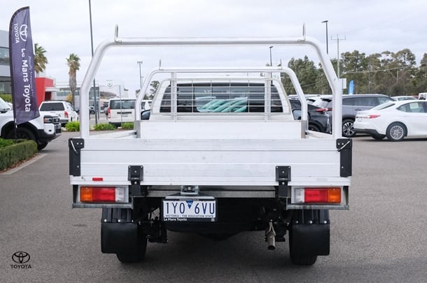 2023 Toyota Hilux 4x2 Workmate image 4