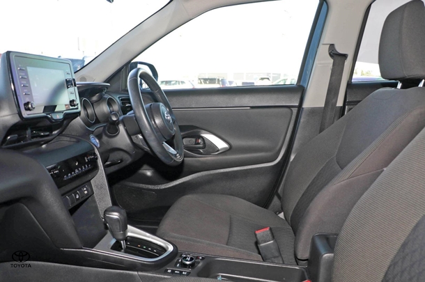 2021 Toyota Yaris Cross Hybrid GX image 10