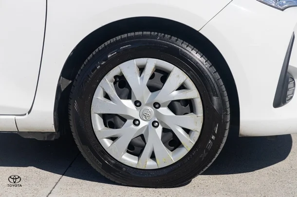 2019 Toyota Yaris Ascent image 22