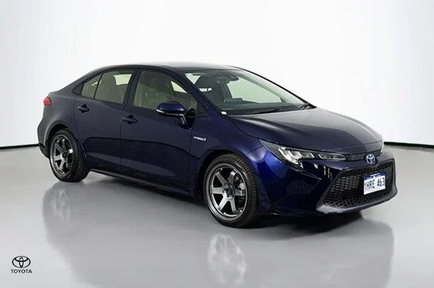 2022 Toyota Corolla Sedan Hybrid Ascent Sport image 1