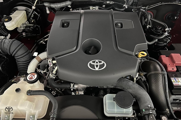 2024 Toyota Hilux GR-S image 22