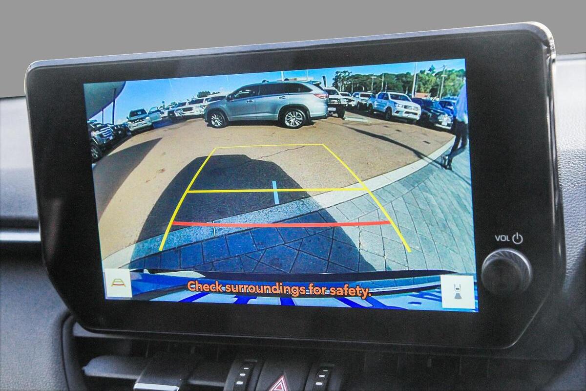 2024 Toyota RAV4 XSE Auto 2WD image 11