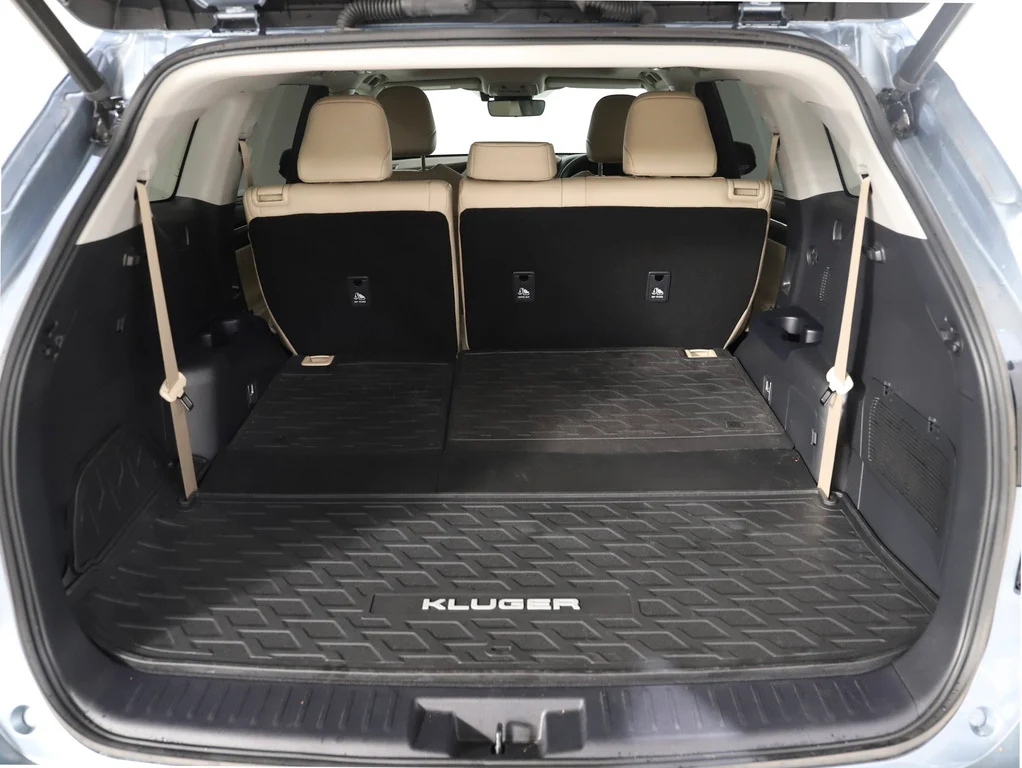 2021 Toyota Kluger Hybrid AWD GRANDE image 8