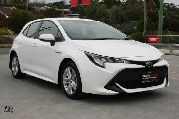 2022 Toyota Corolla Ascent Sport image 2