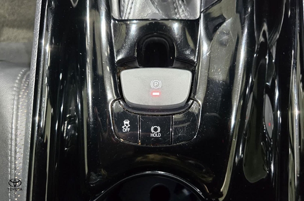 2021 Toyota C-HR Koba AWD image 26