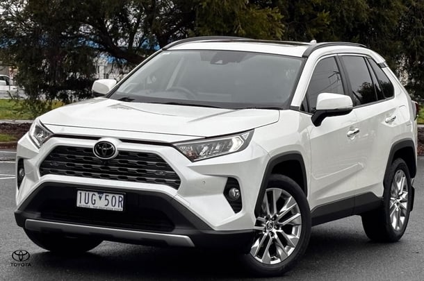 2021 Toyota RAV4 Cruiser 2WD image 3