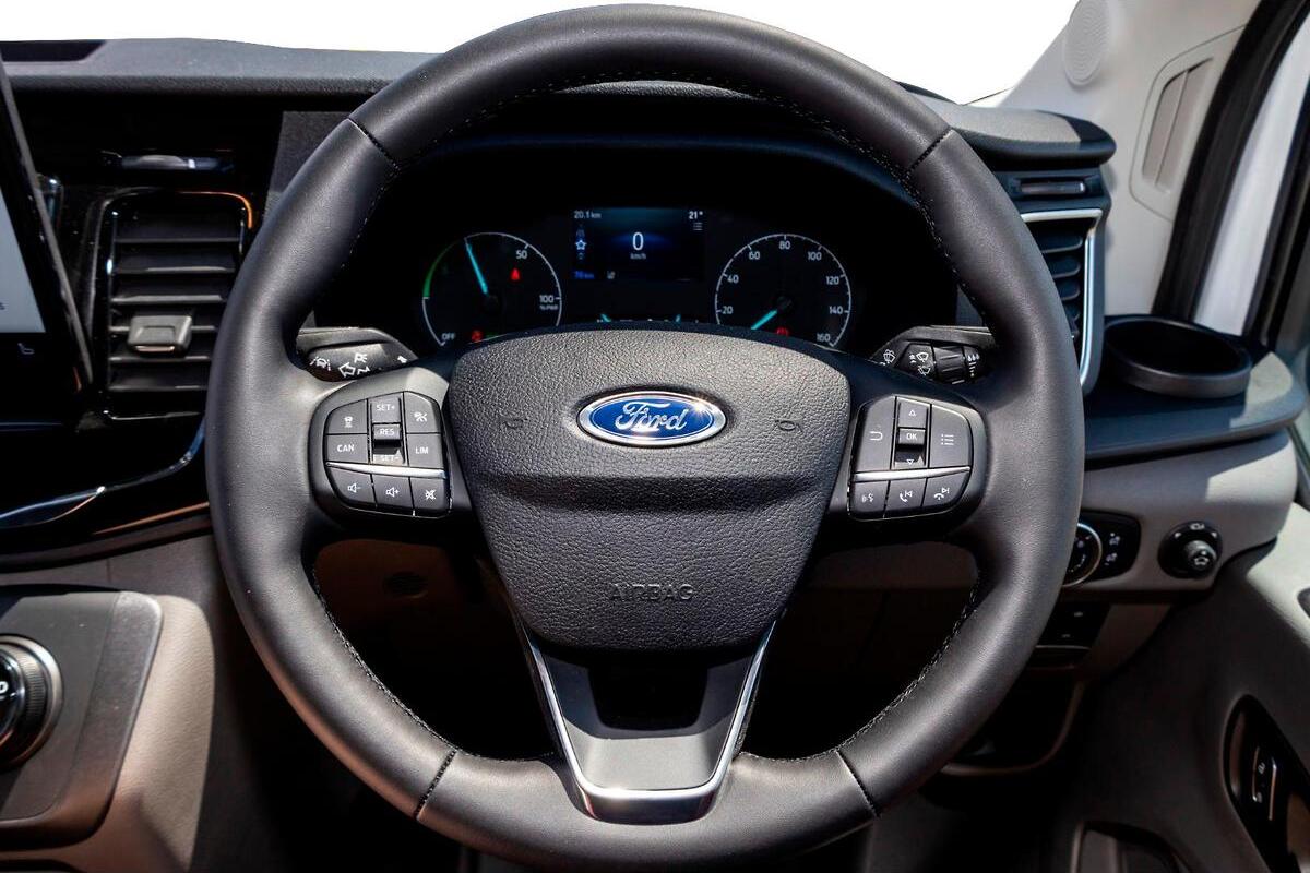 2024 Ford E-Transit 420L VO Auto MY24.00 image 8