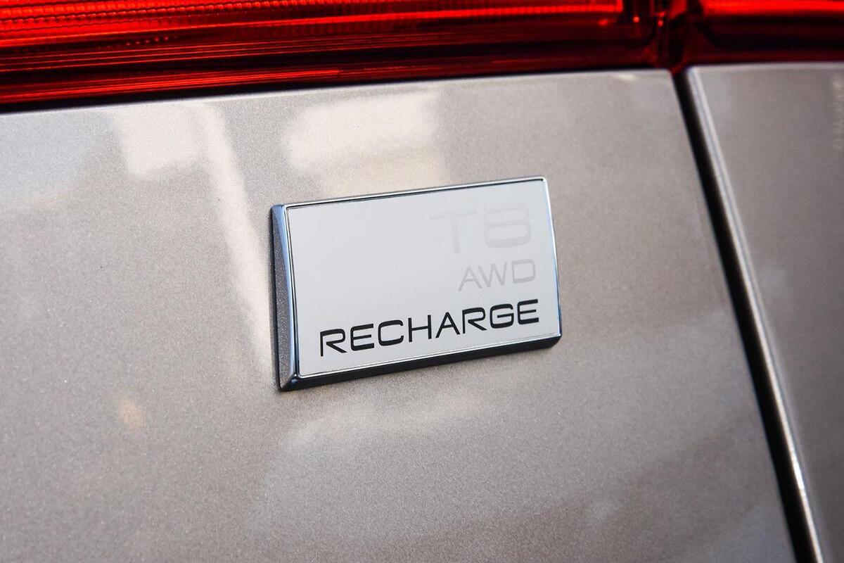 2025 Volvo XC60 Ultra T8 Plug-In Hybrid Auto AWD MY25 image 9