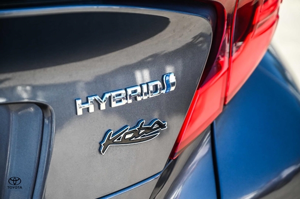 2023 Toyota C-HR Hybrid Koba 2WD image 13