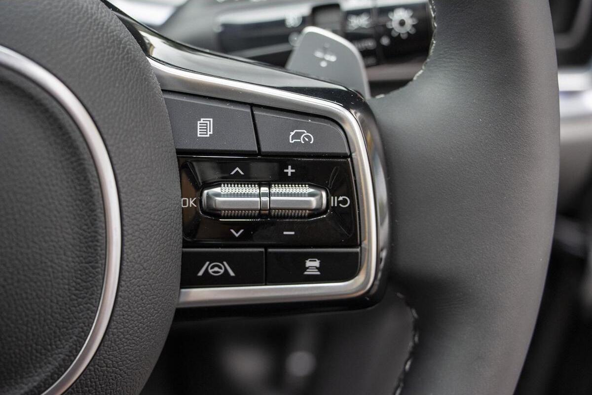 2025 Kia Sorento GT-Line Auto AWD MY25 image 17