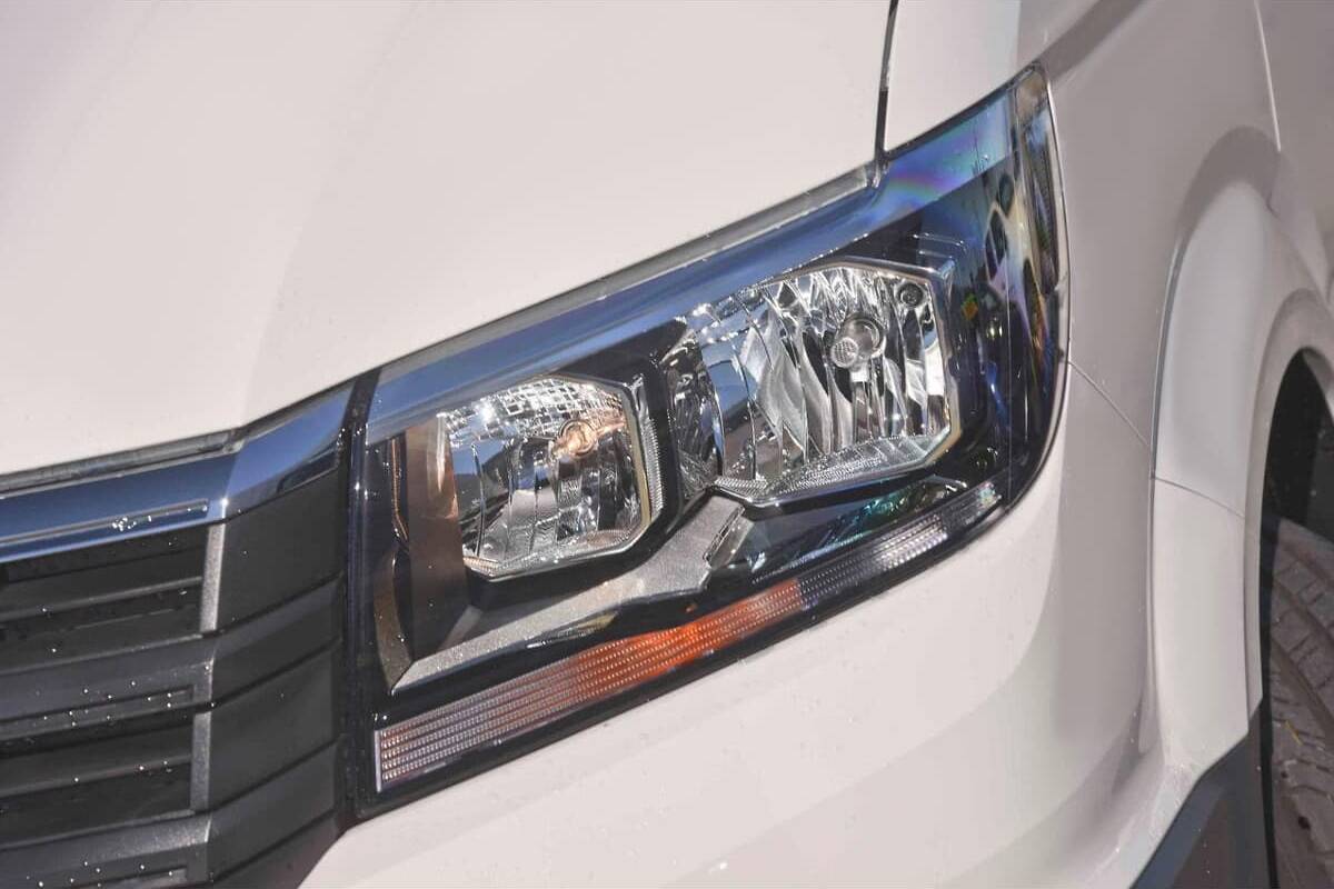 2024 Volkswagen Crafter 35 TDI410 SY1 Medium Wheelbase Manual FWD MY24 image 14