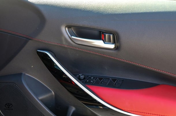 2024 Toyota Corolla Hatch Hybrid ZR image 20