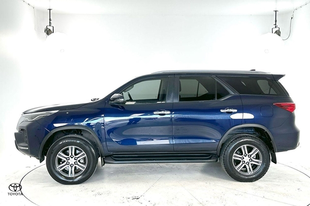 2021 Toyota Fortuner GXL image 8
