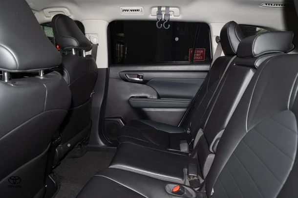2023 Toyota Kluger Hybrid GXL AWD image 9