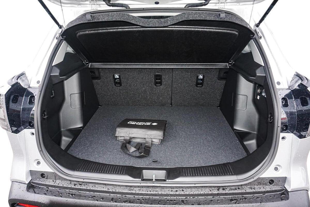 2024 Suzuki S-Cross Plus Auto image 10