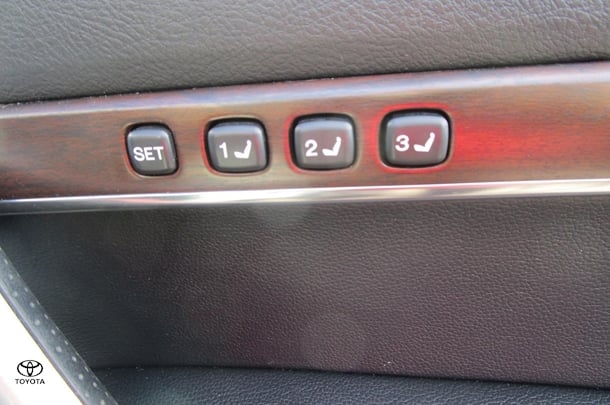 2018 Toyota Landcruiser Sahara image 24