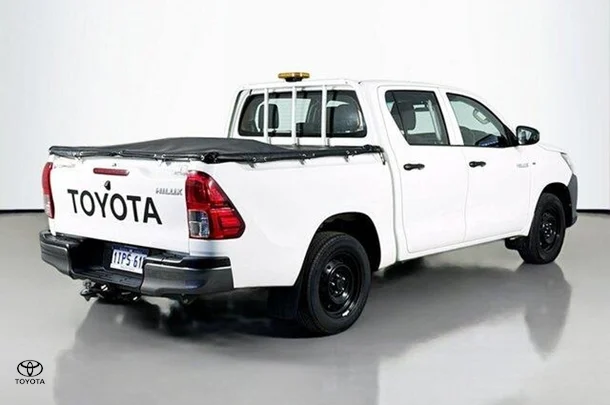 2020 Toyota Hilux Workmate image 9