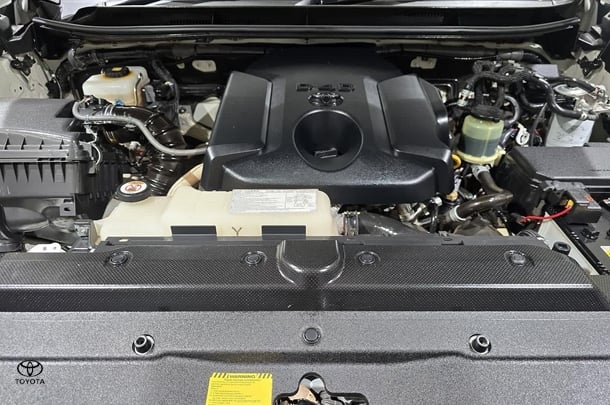 2019 Toyota Prado GX image 9