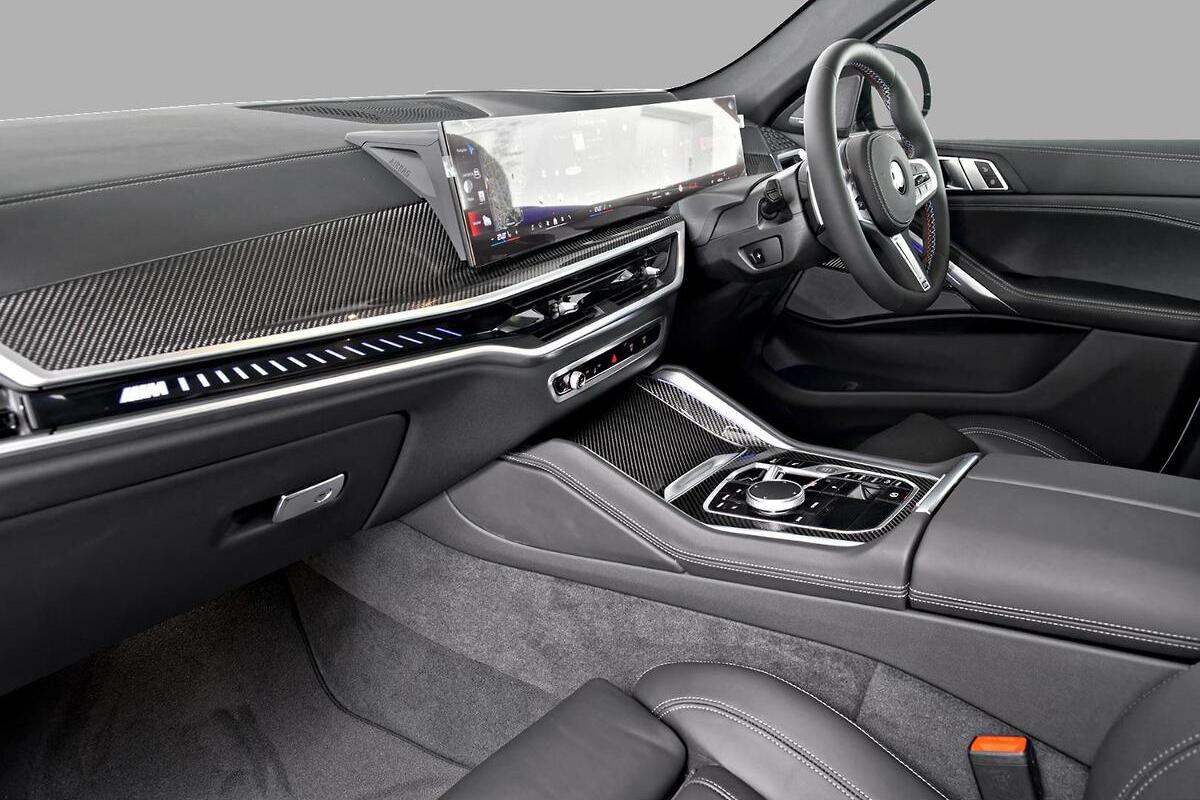 2024 BMW X6 M60i G06 LCI Auto 4x4 image 7