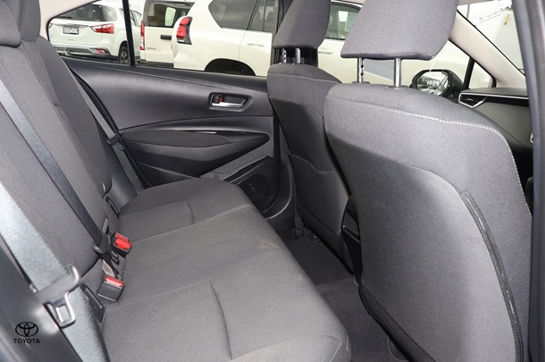 2024 Toyota Corolla Sedan Hybrid Ascent Sport image 15