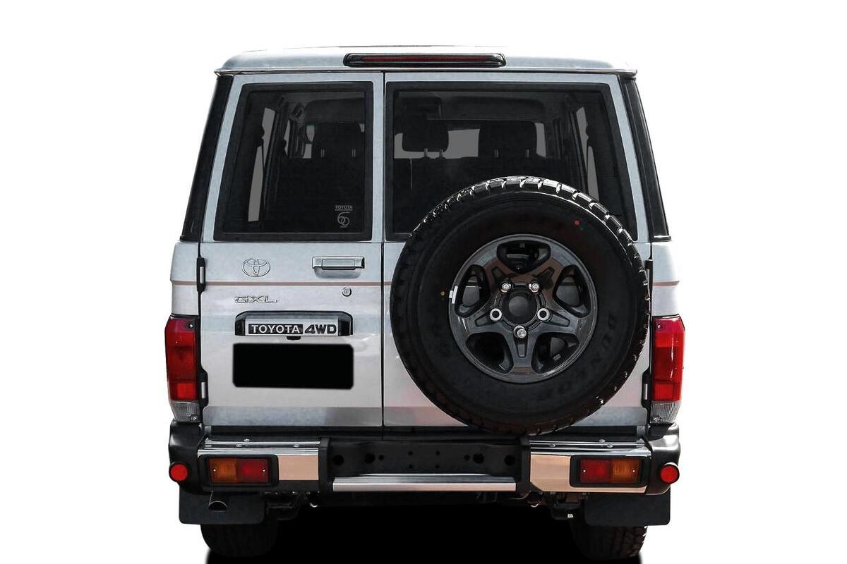 2024 Toyota Landcruiser GXL Manual 4x4 image 3